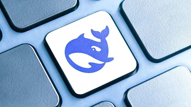 DeepSeek Harness 对照结果示意